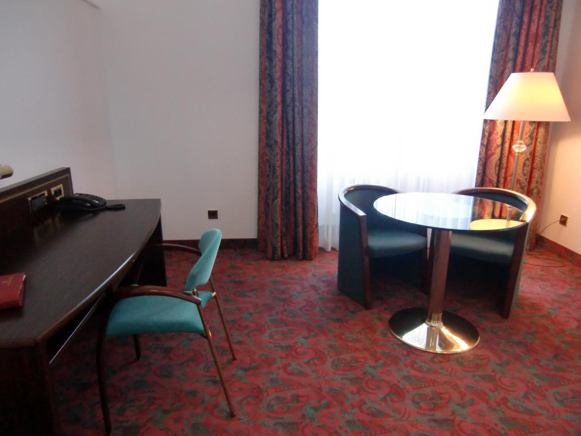 Hotel Schloss Шварценфельд Экстерьер фото