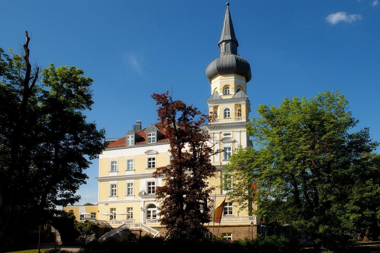 Hotel Schloss Шварценфельд Экстерьер фото