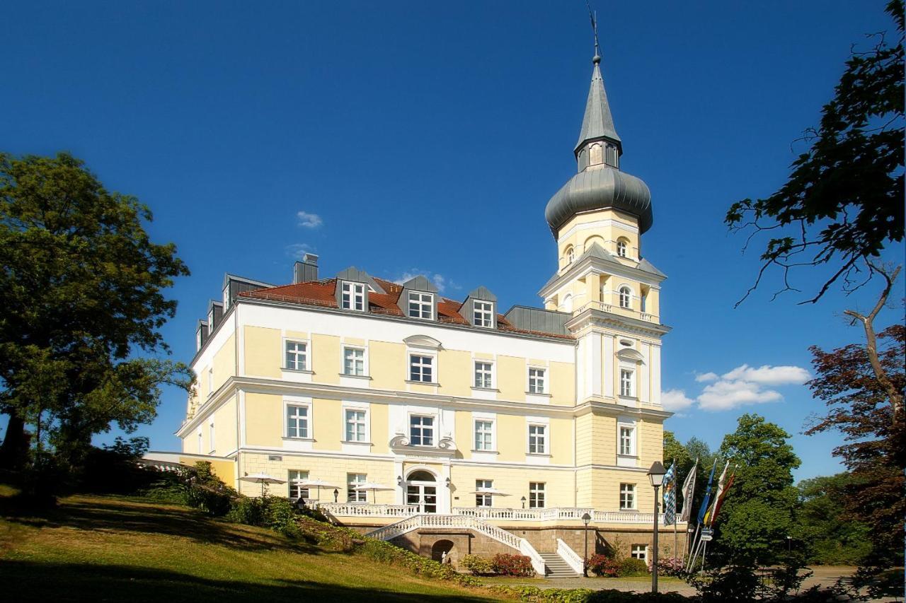 Hotel Schloss Шварценфельд Экстерьер фото